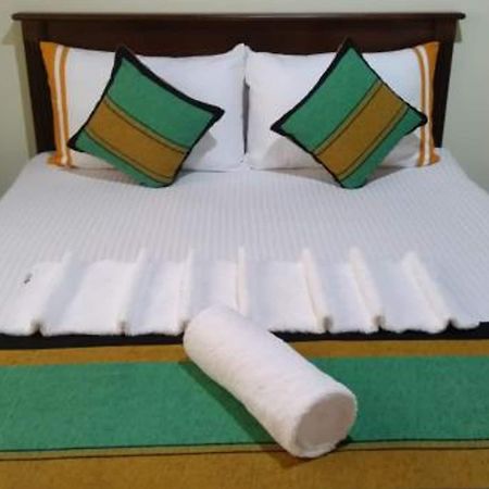 Sanasuma Rest Hotel Anuradhapura Luaran gambar
