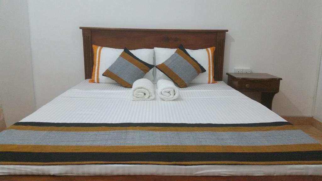 Sanasuma Rest Hotel Anuradhapura Luaran gambar