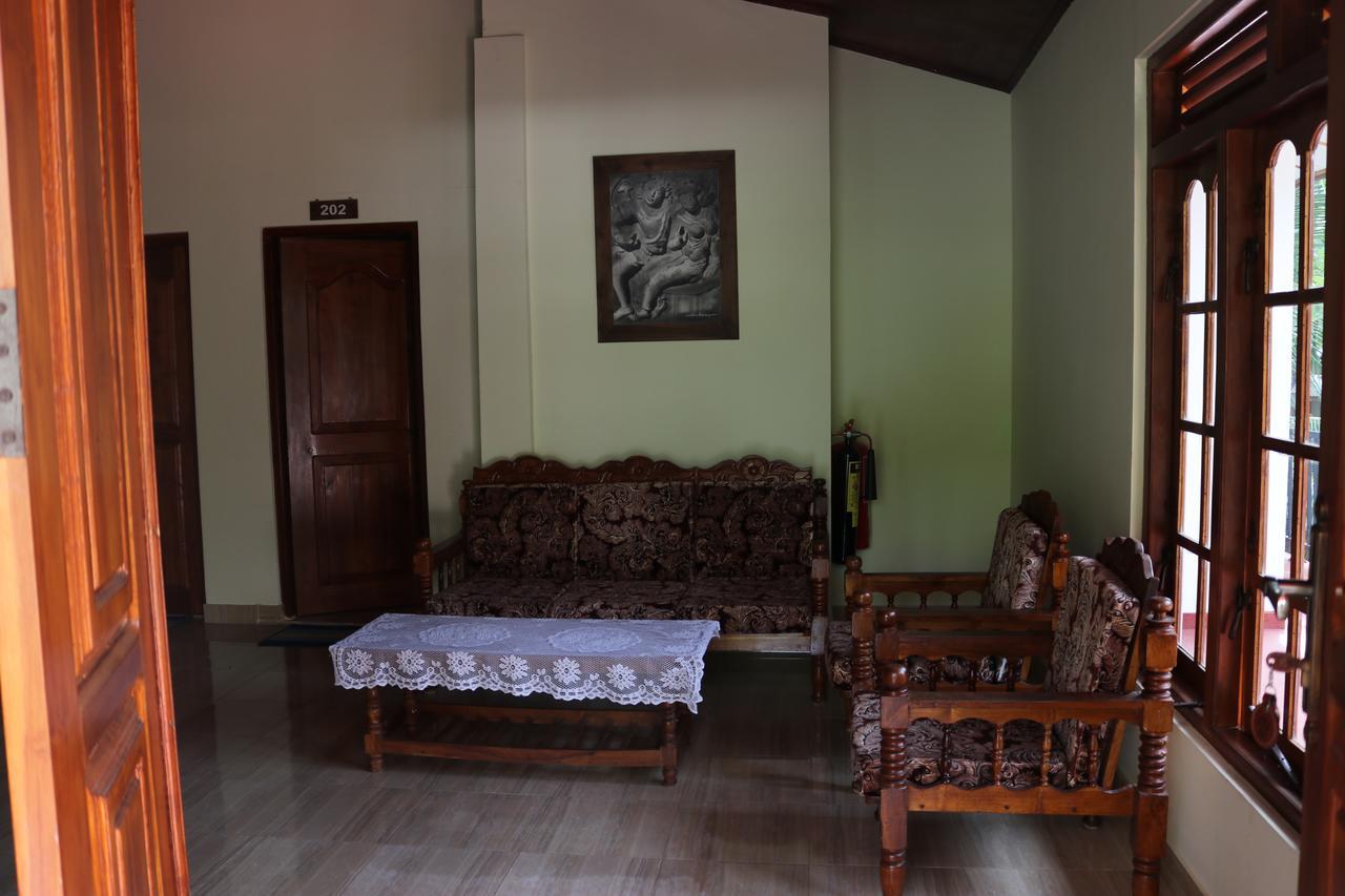 Sanasuma Rest Hotel Anuradhapura Luaran gambar