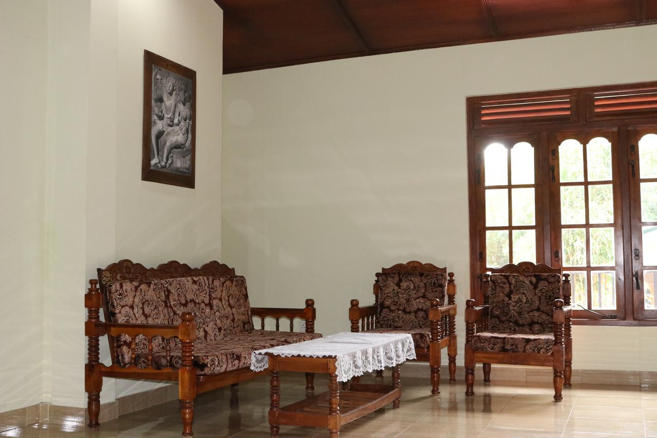 Sanasuma Rest Hotel Anuradhapura Luaran gambar